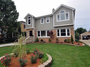 412 N Home Ave, Park Ridge, IL 60068