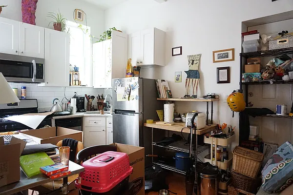 Rented by Evergreen Realty & Investments | media 10