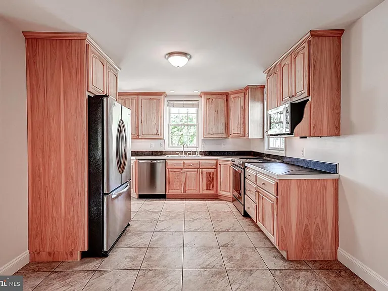 5404 Arcadia Ave — Photo 9
