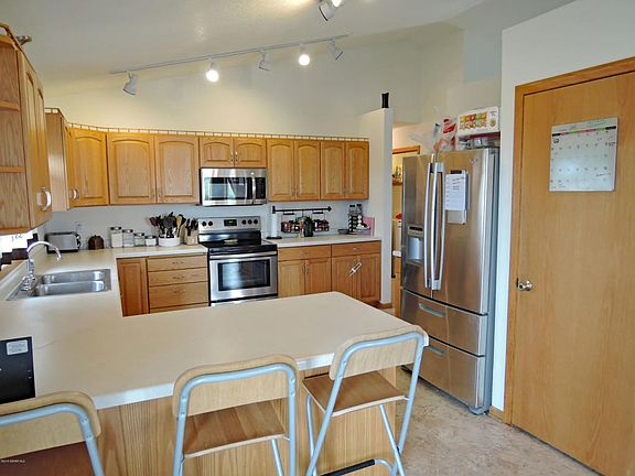 4th image of 502 Lee St NE