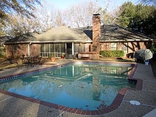 1st image of 203 Karla Dr