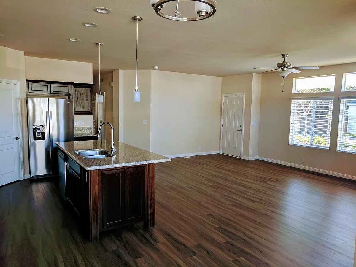 Building Photo - 4141 Deep Creek Rd #235