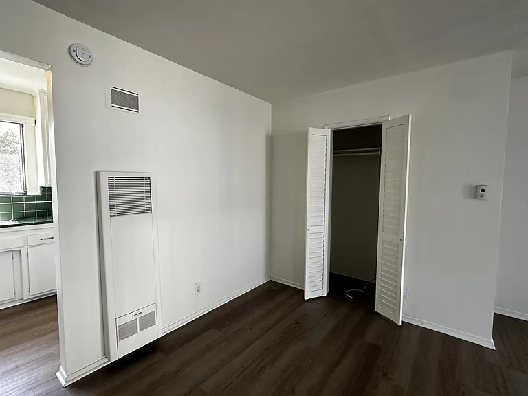 10250 W Camarillo St #15 — Photo 15
