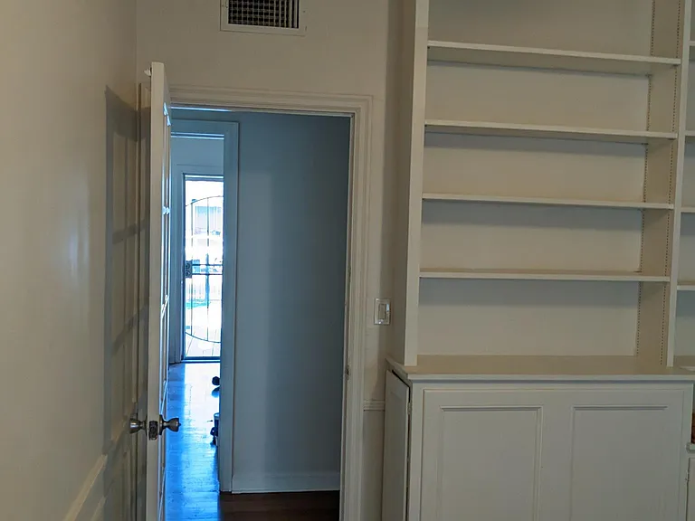 215 Jefferson St — Photo 11
