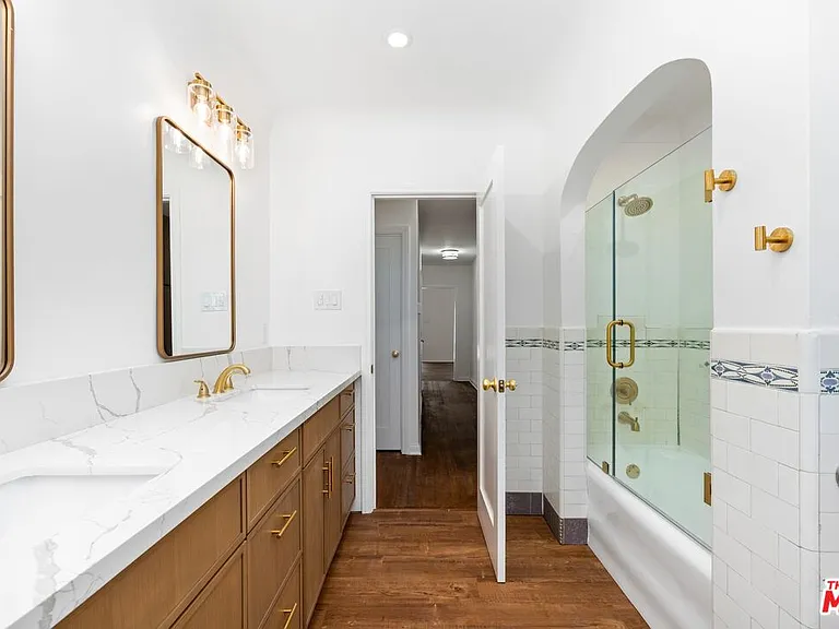 340 S Maple Dr — Photo 15