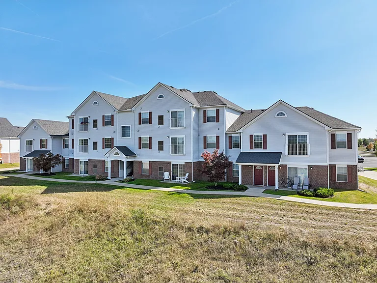 Abbey Ridge Apartment Homes — Photo 30