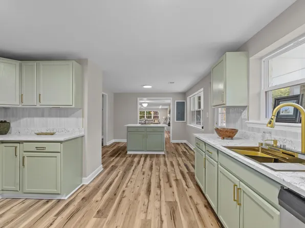 2450 Taylor St, North Charleston, SC 29406