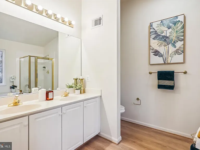 12407 Carters Grove Pl — Photo 14