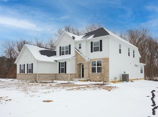 562 Weatherby Dr, Sunbury, OH 43074