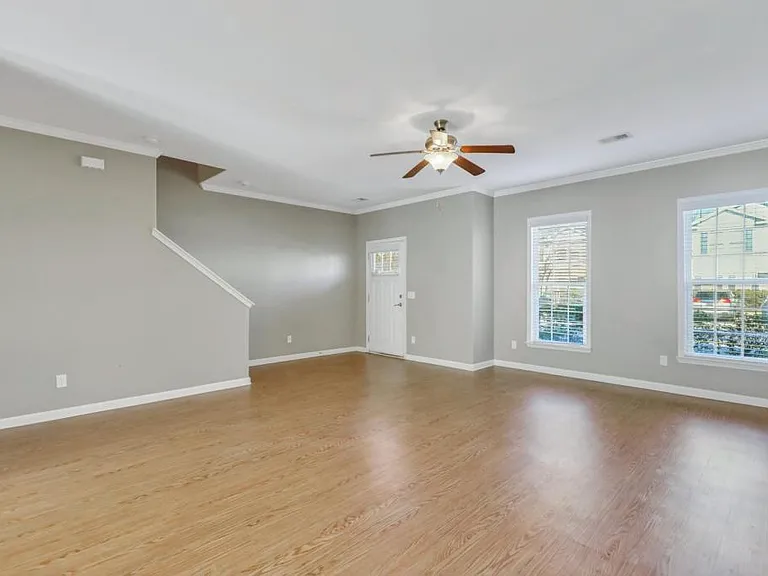 205 Ventura Pl — Photo 27
