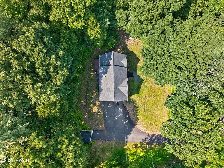 115 Blackberry Dr — Photo 45