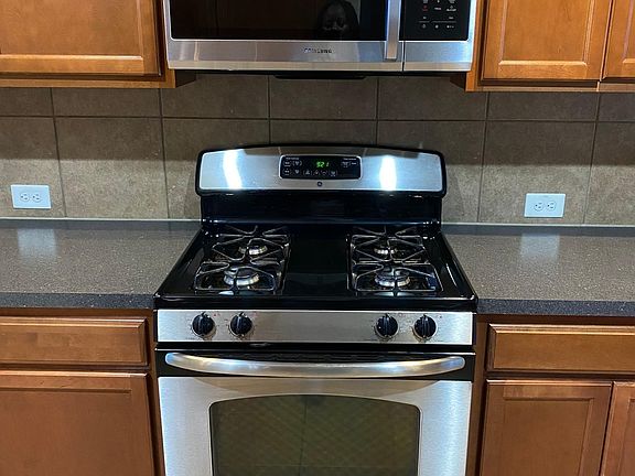 Microwave and Oven/Range Included