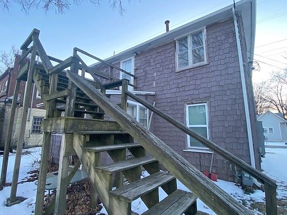 2nd image of 227 3rd St