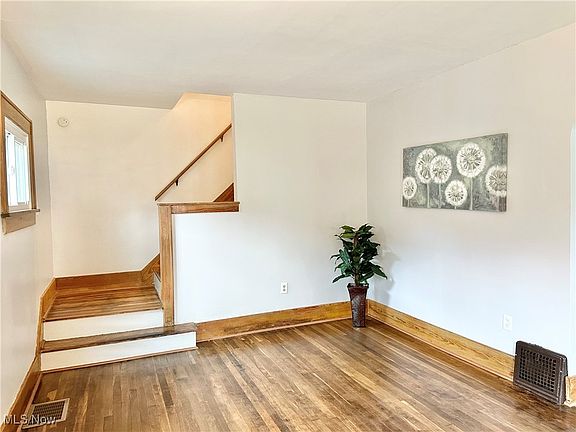 3rd image of 2576 6th St