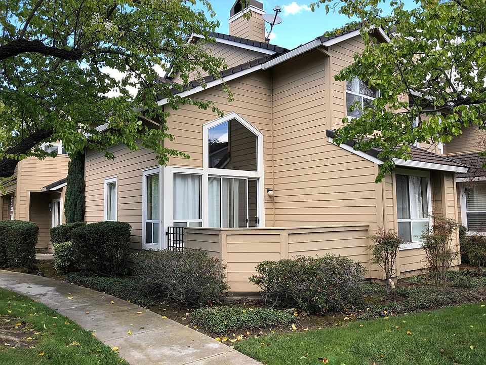 1st image of 5260 Fairbanks Cmn