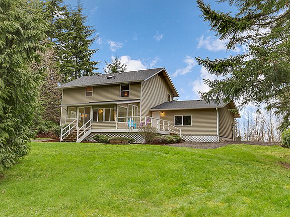 2nd image of 20613 Mainland View Pl NE
