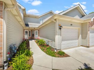 110 Golfview Dr, Glendale Heights, IL 60139