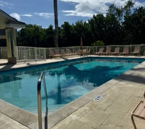 2nd image of 1006 Mainsail Dr Unit 211