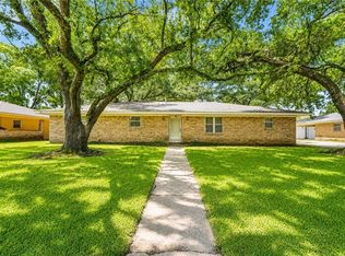 5609 Jeff Davis Dr, Alexandria, LA 71302