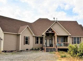 451 Rimrock Dr, Thermopolis, WY 82443