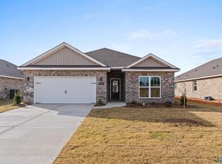 212 Pine Is, Toney, AL 35773