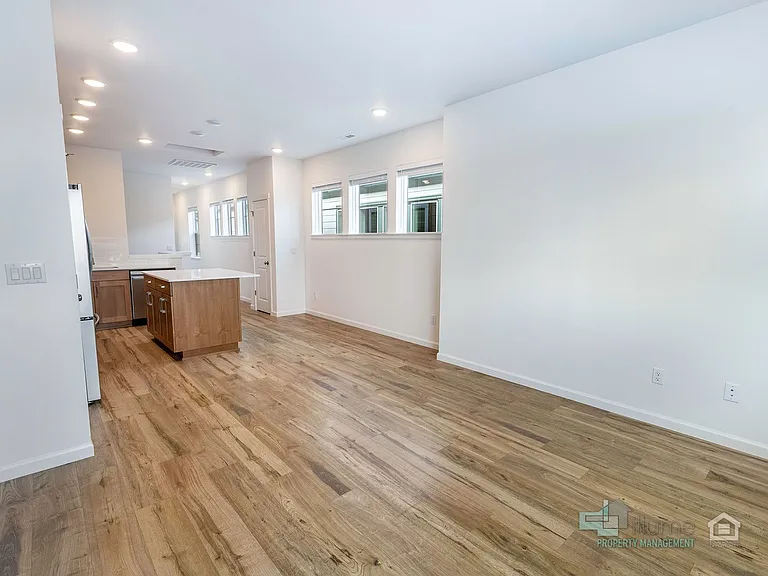 3675 SW 209th Ave — Photo 14