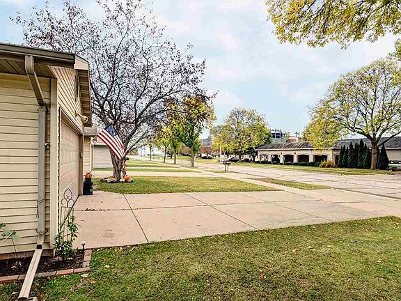 2nd image of 1861 Saint Agnes Dr