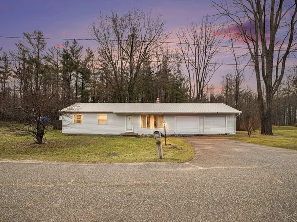 3305 Robertson Dr, Beaverton, MI 48612