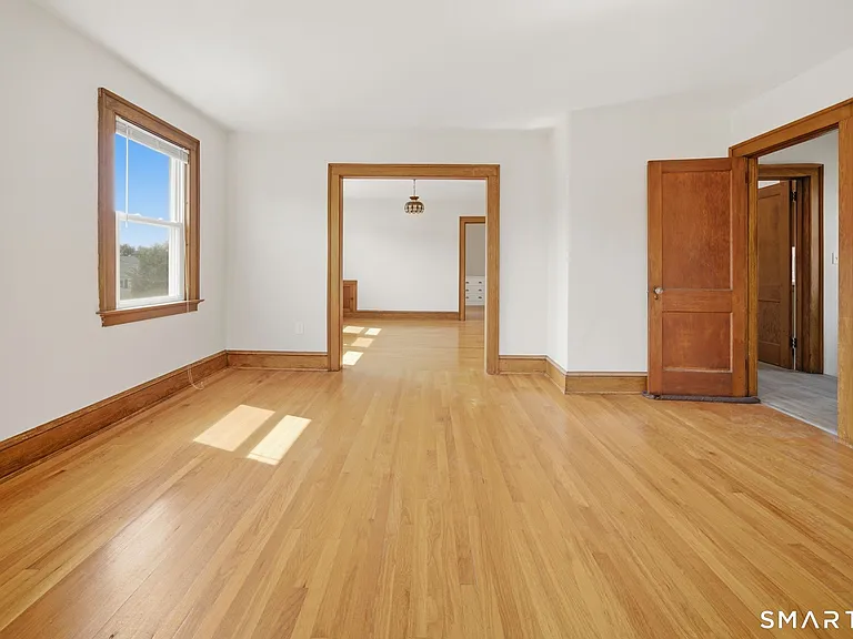 99 Thomas St — Photo 10