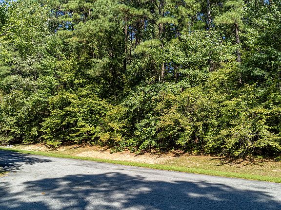 4th image of 18 Suttons Landing Road