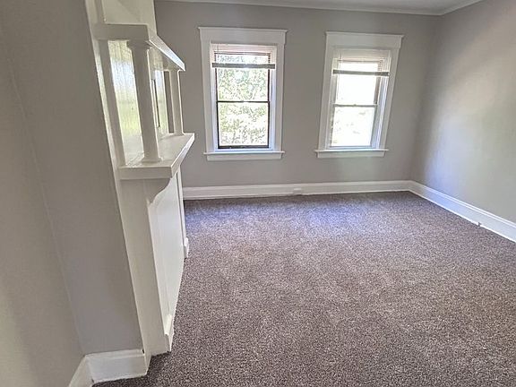 3rd image of 624-628 Wayne St #6