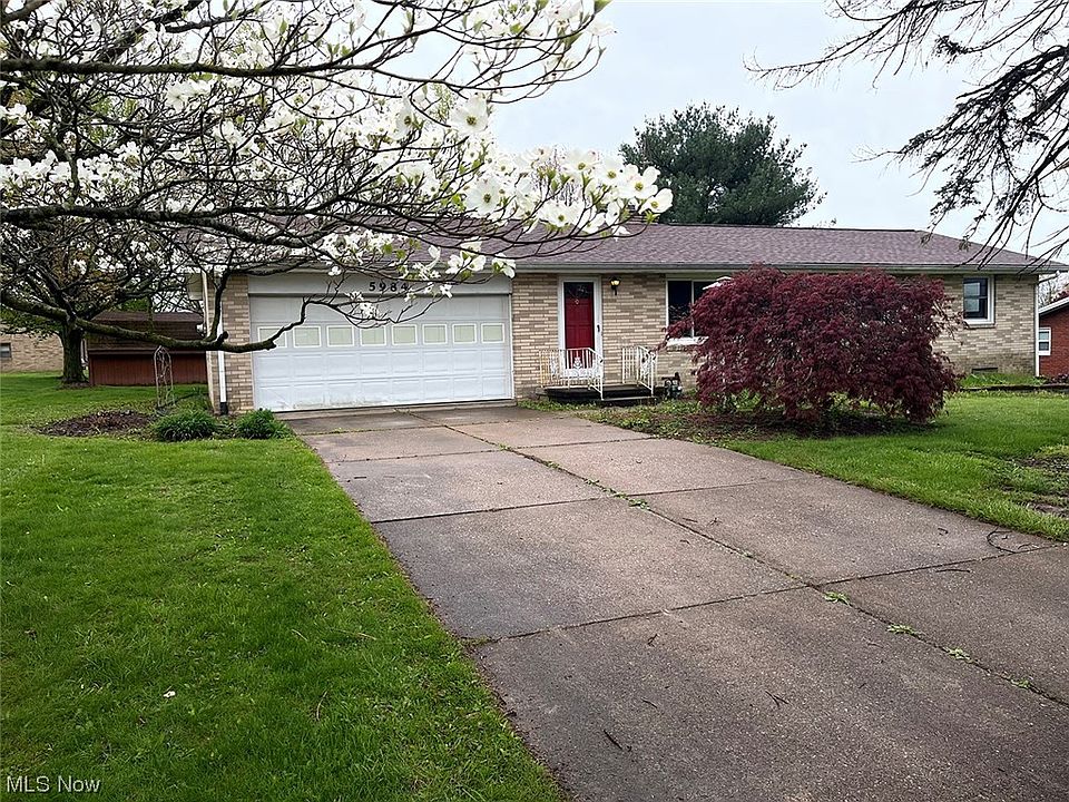1st image of 5984 Daisy St