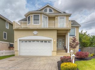 7 Cove Point Rd, Toms River, NJ 08753