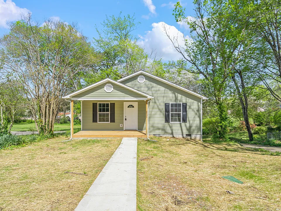 2533 Adair Ave