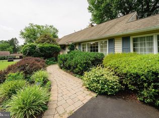 800 Susquehanna Rd, Rydal, PA 19046