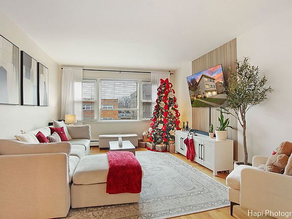 4th image of 8046 Kenton Ave #3