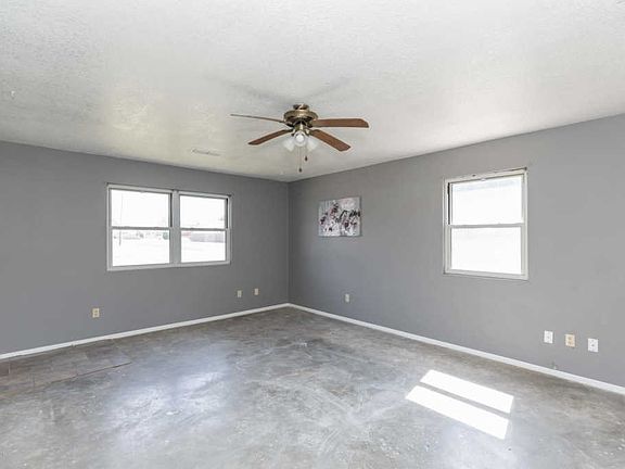 3rd image of 201 Denton Ave