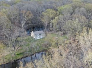 19182 County Road T Road, Blue River, WI 53518