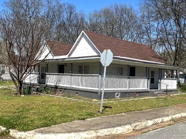 235 S Patton St, Florence, AL 35630