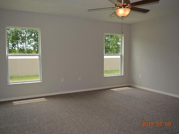 4th image of 345 Saint Georges Cir