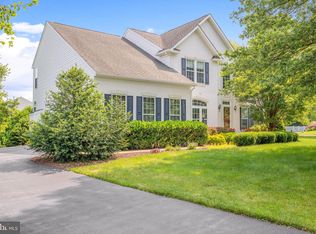 443 Dartmouth Ln, West Grove, PA 19390
