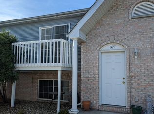 675 Windsor Ct, Sycamore, IL 60178