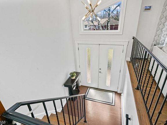 5th image of 15 Wanda Ct