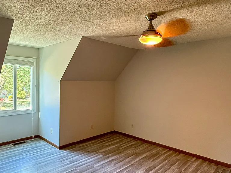 47 Shelly Dr — Photo 17