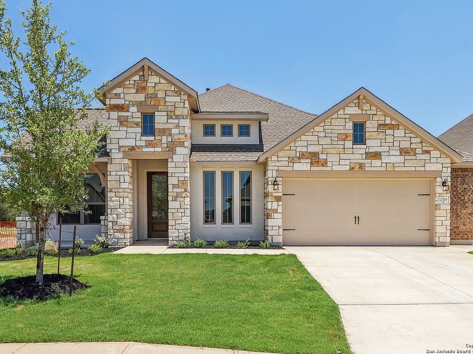 1st image of 12519 Silver Gate