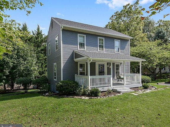 4th image of 6594 Twin Lake Ct