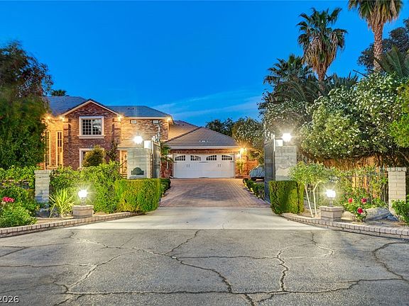 2nd image of 7001 Alamitos Cir