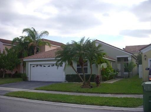 2nd image of 613 Stanton Ln