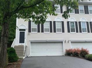 70 Whimble Ct, Wayne, NJ 07470