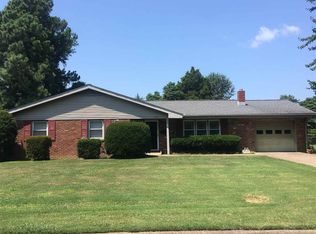 1585 March Ln, Henderson, KY 42420